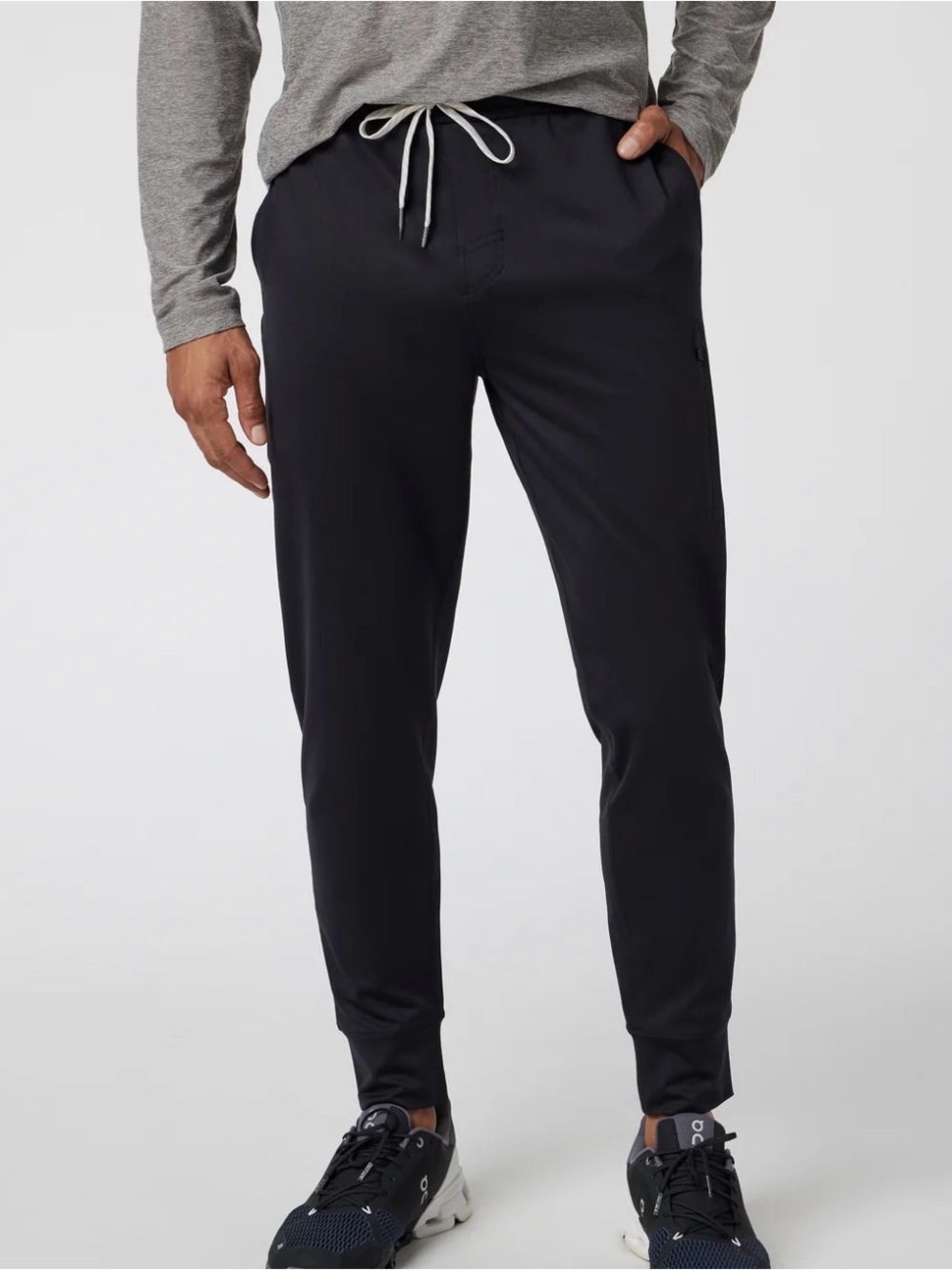 Vuori Sunday Performance Joggers Tapered Men’s Athletic Pants in Black